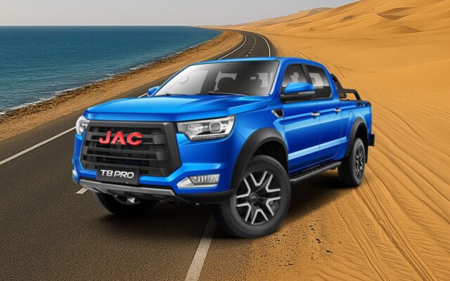 JAC T8 PRO spolja, prednji trotrecinski pogled