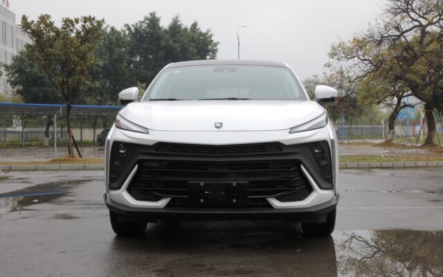 Dongfeng Forthing T5 HEV spreda